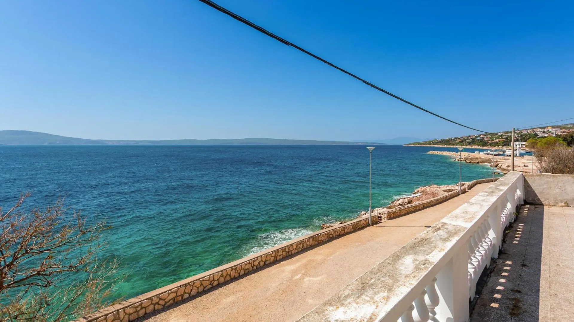 2 Bedroom Stunning Apartment In Novi Vinodolski