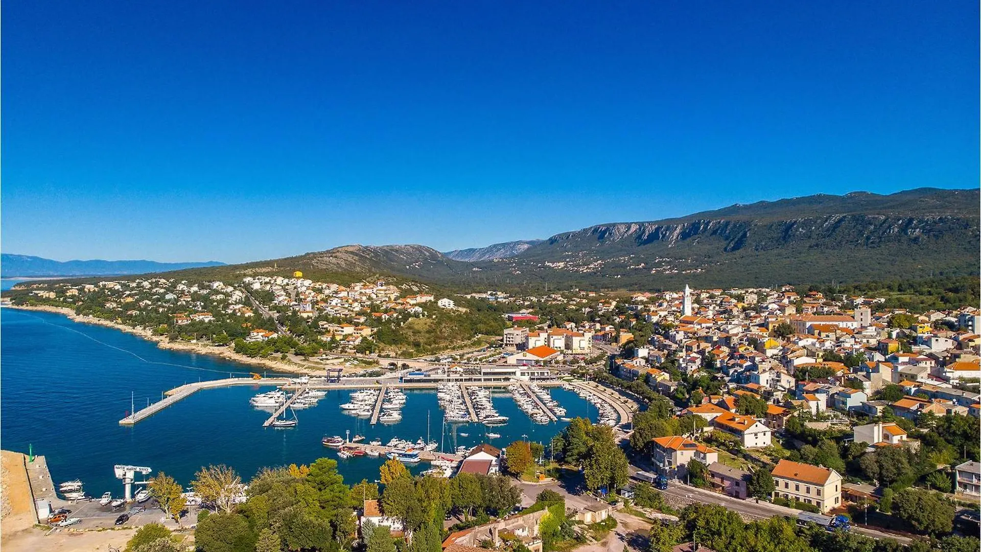 2 Bedroom Stunning Apartment In Novi Vinodolski Croatia