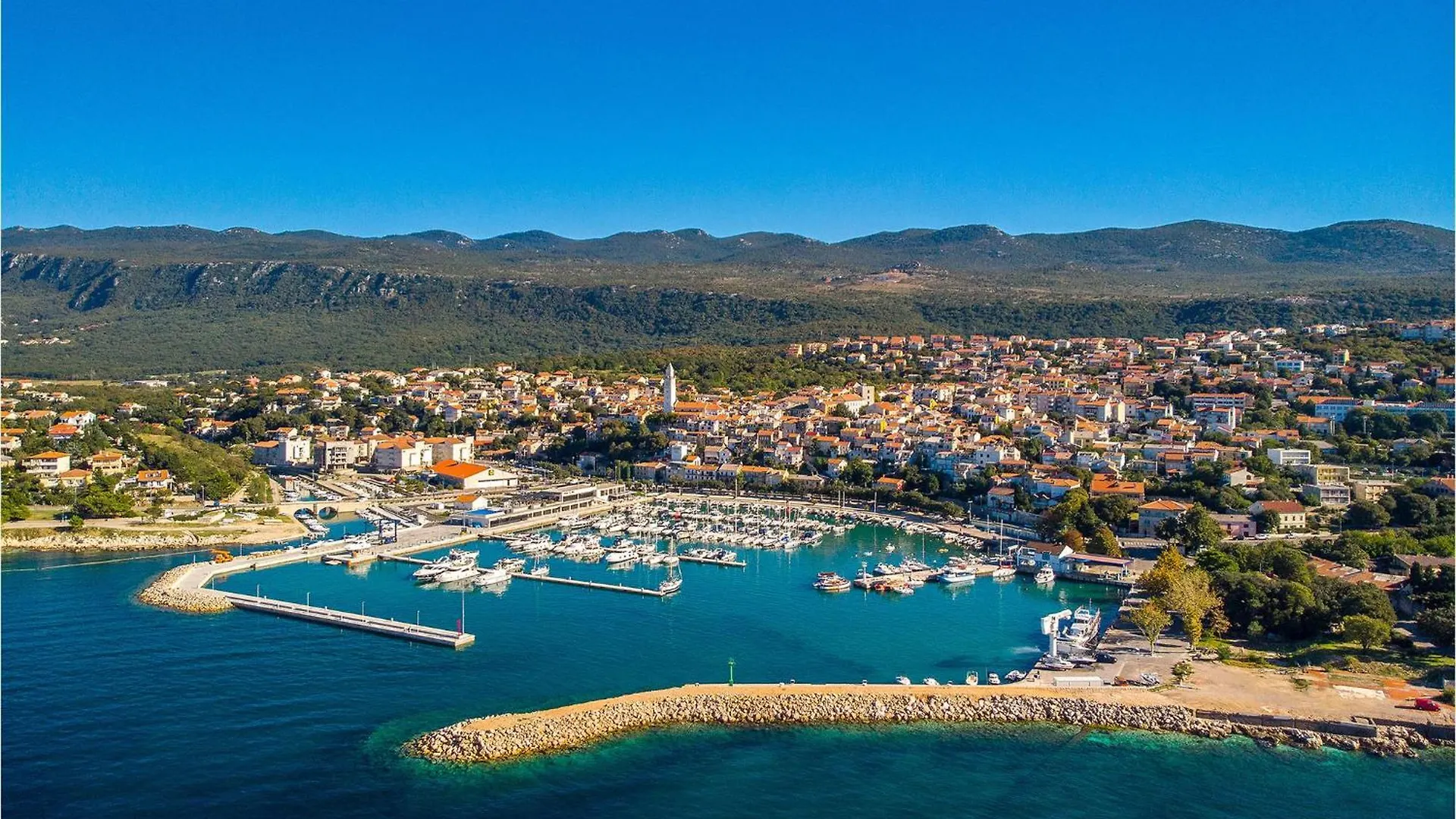 2 Bedroom Stunning Apartment In Novi Vinodolski Croatia